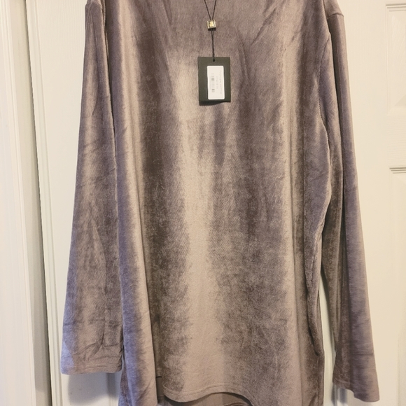 Daniella Faye ribbed velour plus size tunic - Picture 1 of 4